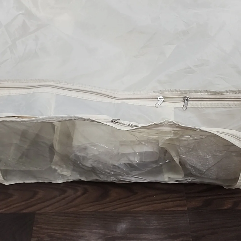 Large Storage Bag For Blankets Sheets Towels 3 Comparments With Zippers